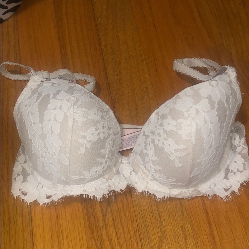 Dream Angela bra size 32d Victoria’s Secret